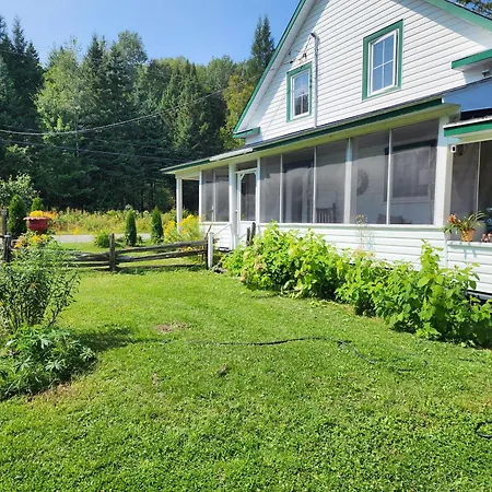 Chalets Nabu La Sacacomie - Riviere - Billard Saint-Alexis-des-Monts Exterior photo